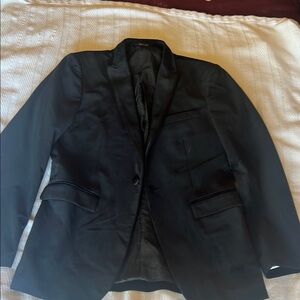 Preowned Velvet Men's Black Blazer Size 40L